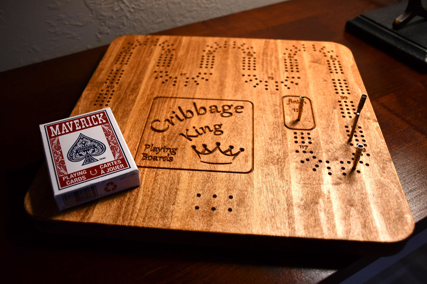 Cribbage King - cribbage board Cherry color