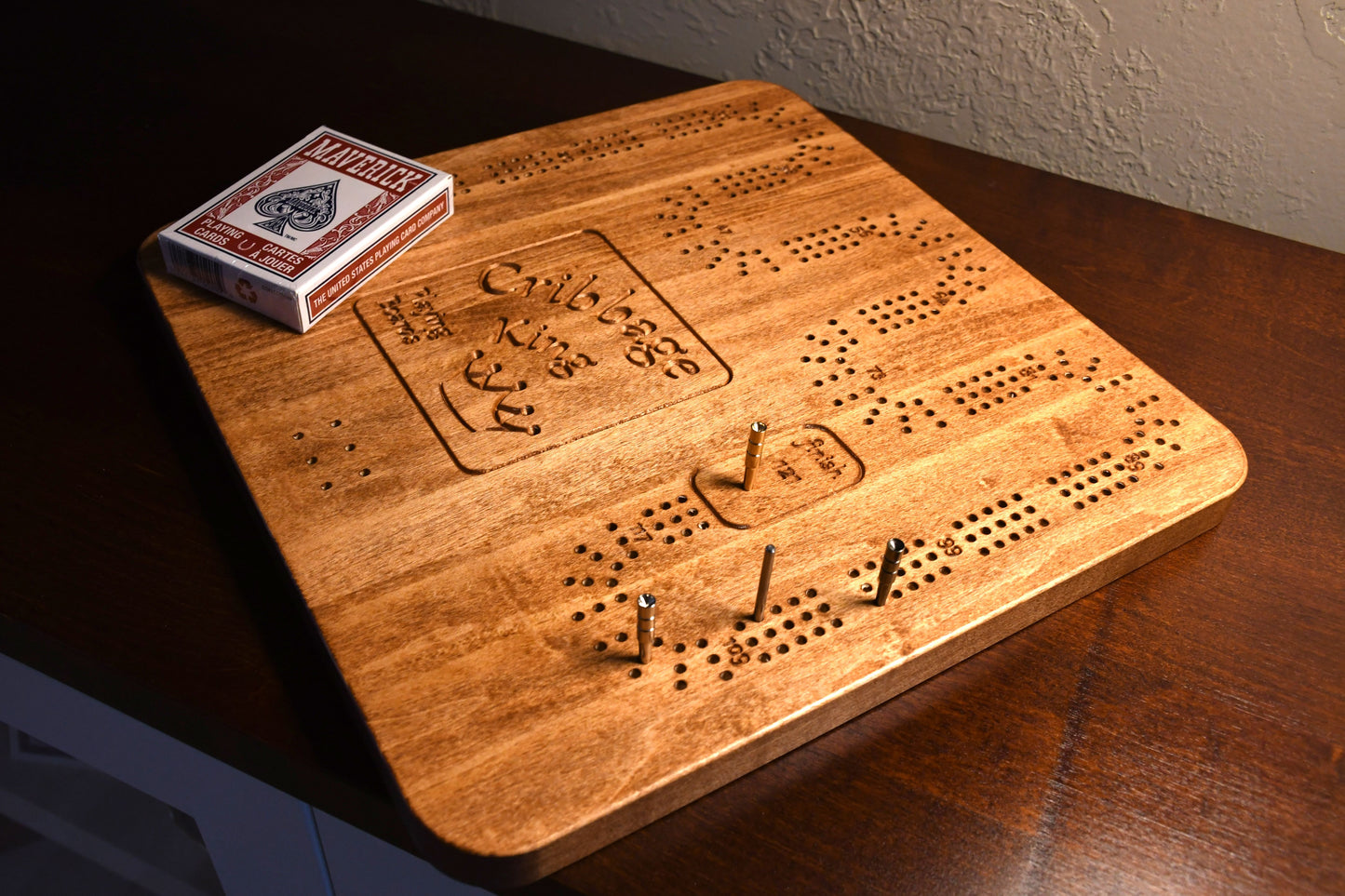 Cribbage King - cribbage board Cherry color