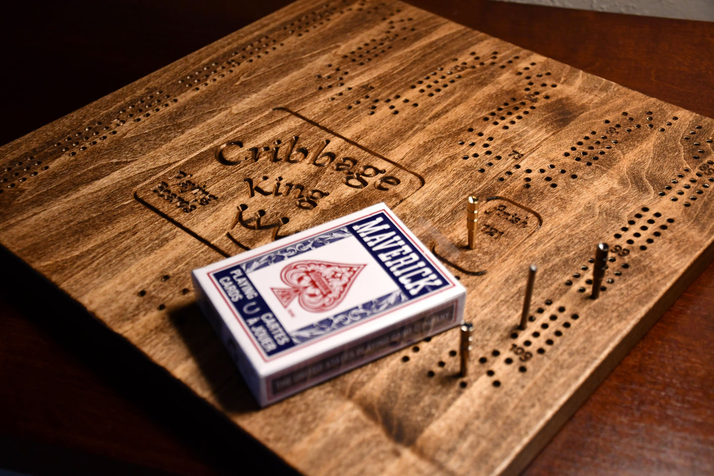 Cribbage King - cribbage board Walnut color